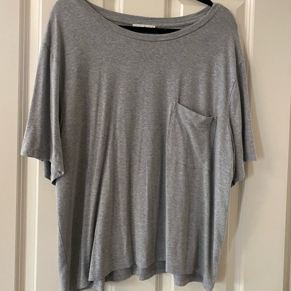 Wilfred Pocket T - Oversized Large